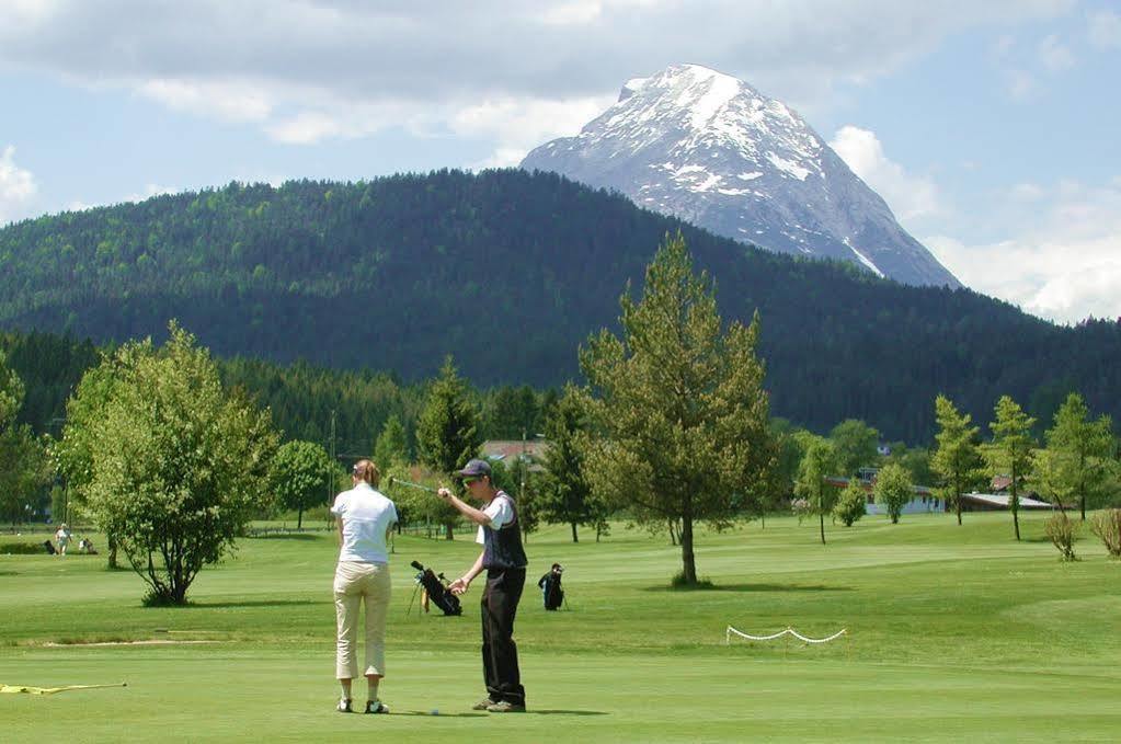 Landhaus Am Golfplatz Зеефелд в Тирол Екстериор снимка